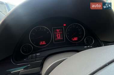 Седан Audi A4 2001 в 