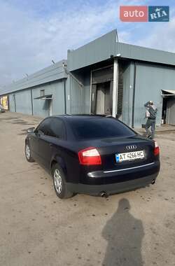 Седан Audi A4 2001 в 