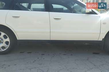 Универсал Audi A4 2001 в 