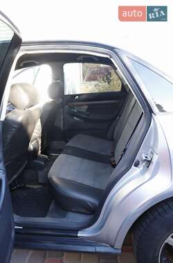 Седан Audi A4 1996 в 
