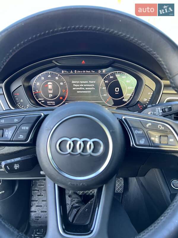 Седан Audi A4 2019 в Полтаві