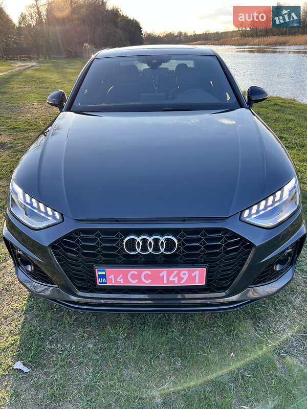 Седан Audi A4 2019 в Полтаві