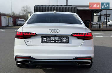 Седан Audi A4 2020 в 