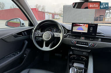Седан Audi A4 2020 в 