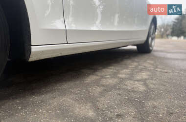 Седан Audi A4 2013 в 