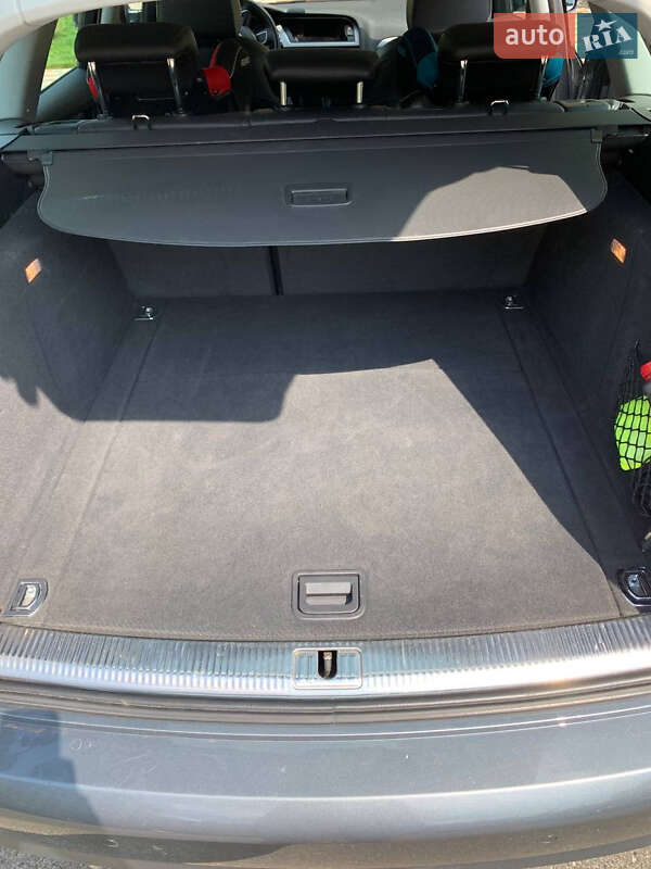 Универсал Audi A4 2014 в Киеве