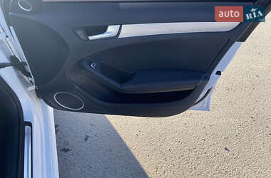 Седан Audi A4 2013 в 