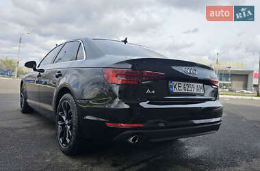Седан Audi A4 2018 в Кривом Роге