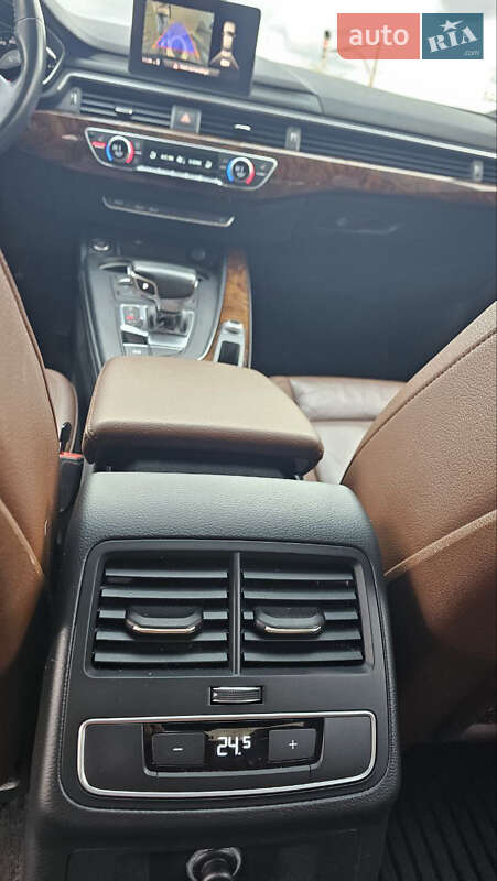 Седан Audi A4 2018 в Кривом Роге