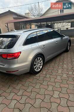 Универсал Audi A4 2017 в Черновцах