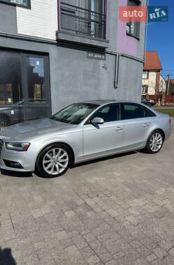 Audi A4 2012