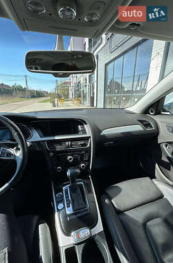 Седан Audi A4 2012 в 