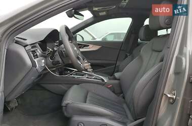 Седан Audi A4 2023 в 