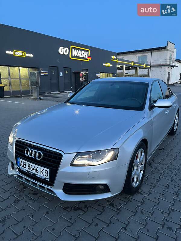 Седан Audi A4 2009 в 