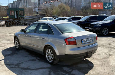 Седан Audi A4 2001 в 