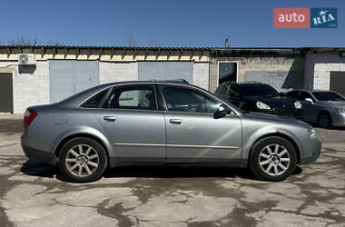 Седан Audi A4 2001 в 