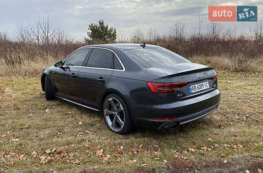 Седан Audi A4 2016 в 