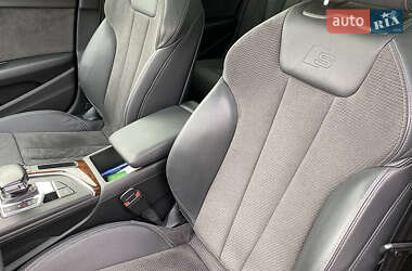 Седан Audi A4 2016 в 