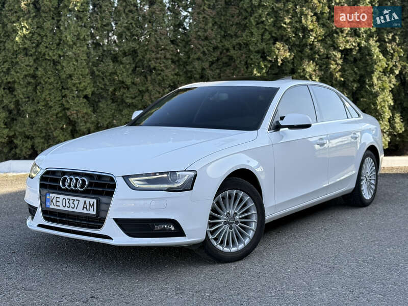 Седан Audi A4 2014 в Києві