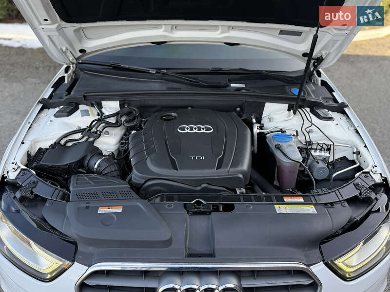 Седан Audi A4 2014 в Києві