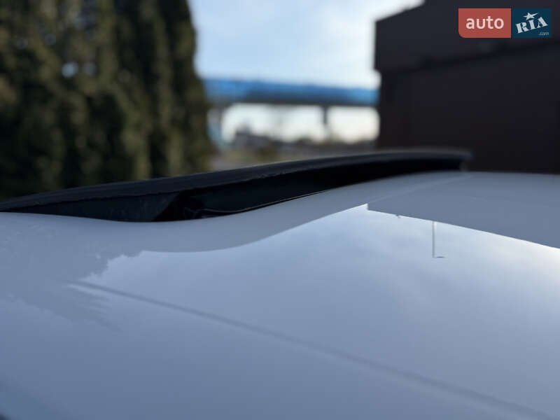 Седан Audi A4 2014 в Києві