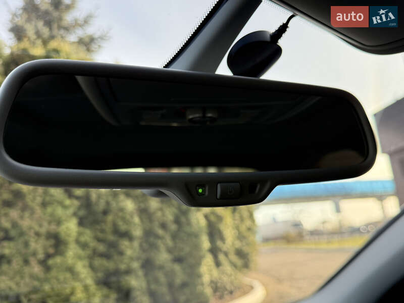 Седан Audi A4 2014 в Києві