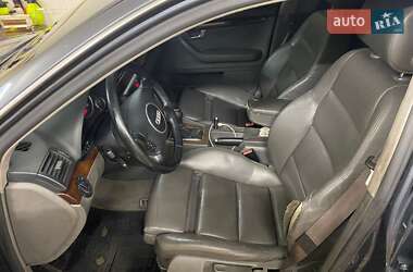 Седан Audi A4 2001 в 