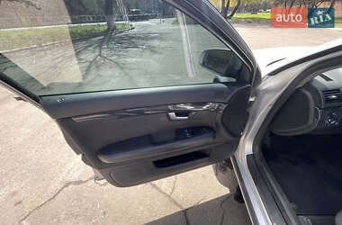Седан Audi A4 2003 в 