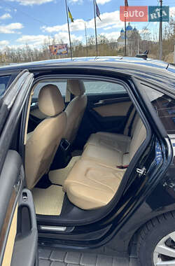 Седан Audi A4 2013 в 