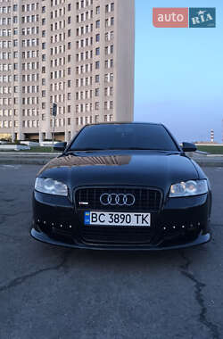 Седан Audi A4 2004 в 