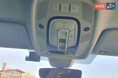 Седан Audi A4 2019 в 