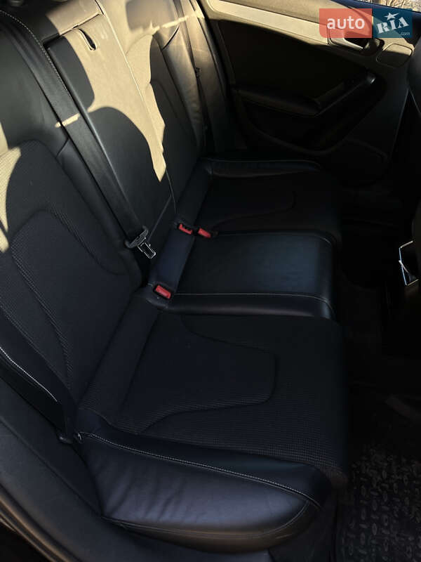 Универсал Audi A4 2010 в Золочеве