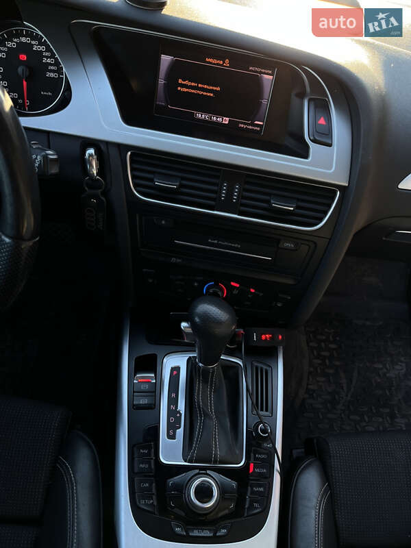 Универсал Audi A4 2010 в Золочеве