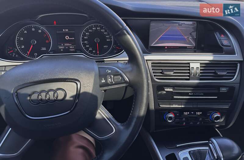 Седан Audi A4 2013 в Виннице