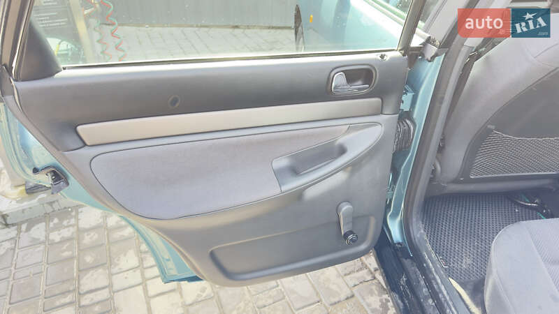 Седан Audi A4 1998 в Кам'янець-Подільському