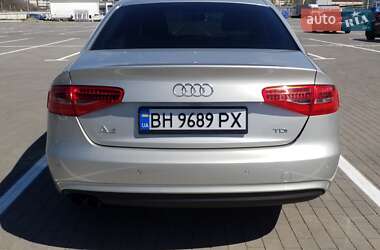 Седан Audi A4 2012 в 