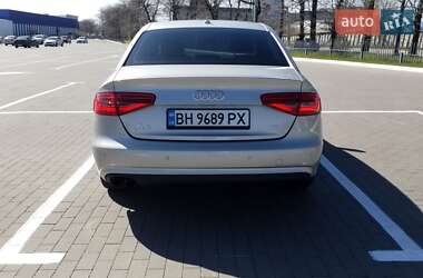 Седан Audi A4 2012 в 