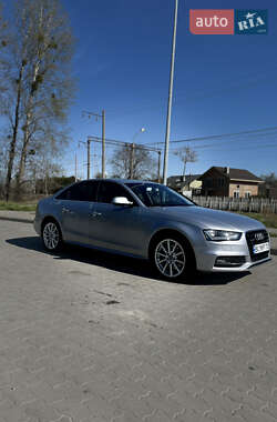 Седан Audi A4 2015 в 