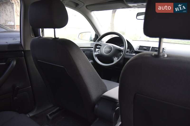 Універсал Audi A4 2002 в Луцьку