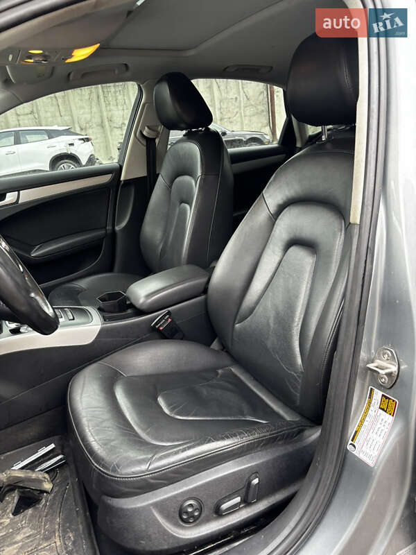 Седан Audi A4 2010 в Стрию