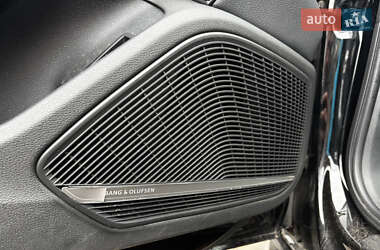 Седан Audi A4 2017 в 