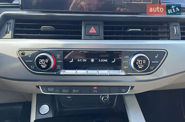 Седан Audi A4 2019 в 