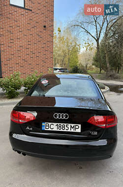 Седан Audi A4 2010 в 