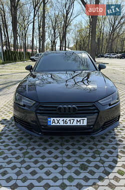 Седан Audi A4 2015 в 