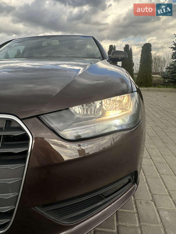 Универсал Audi A4 2012 в Луцке
