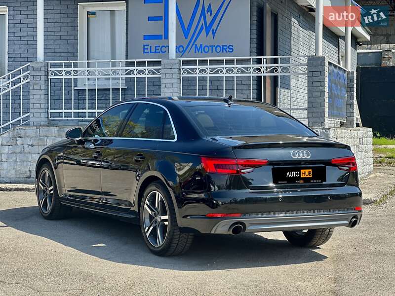 Седан Audi A4 2016 в Харькове