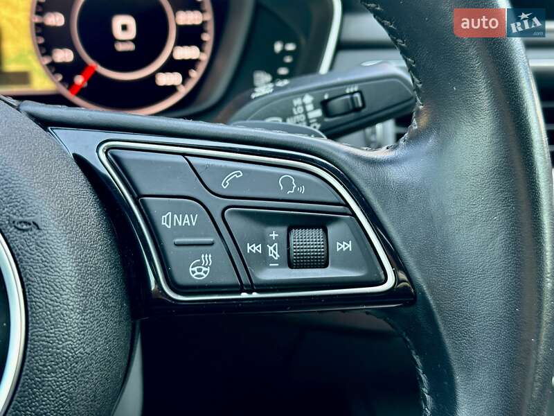 Седан Audi A4 2016 в Харькове