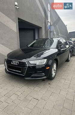 Седан Audi A4 2016 в 