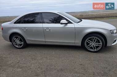 Седан Audi A4 2009 в 