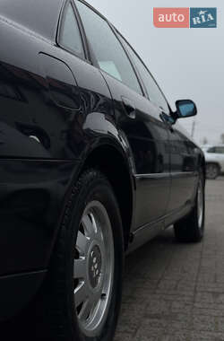 Седан Audi A4 2000 в 